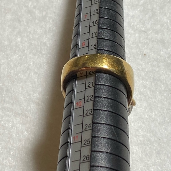 18 KT HGE gold plated with clear stone ring, size 9 - Picture 4 of 13